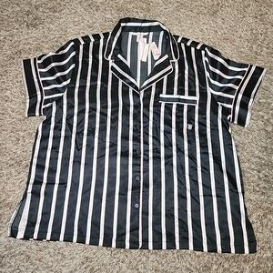 Victoria's Secret Black &pink Classic Stripe Satin Short Sleeve